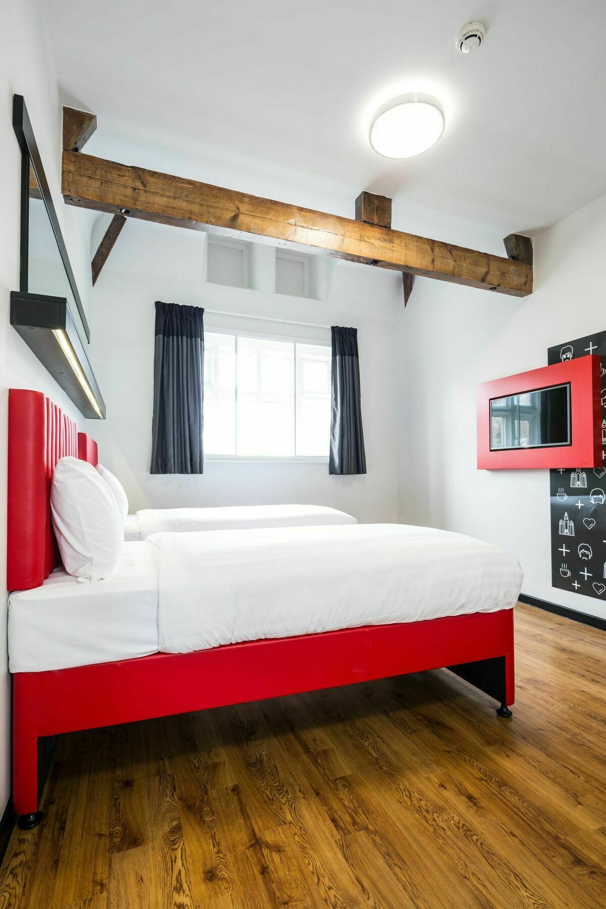 Tune Hotel Liverpool Luaran gambar
