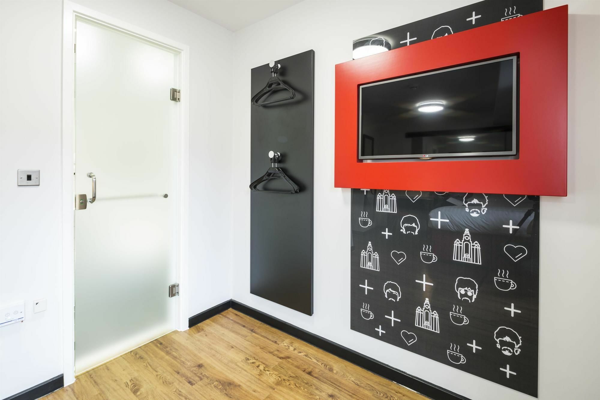 Tune Hotel Liverpool Luaran gambar